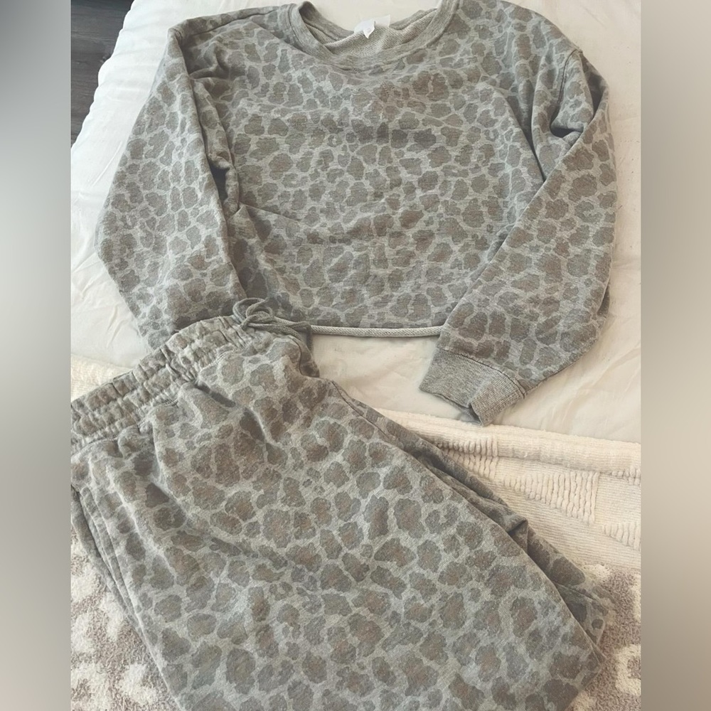 Leopard Sweats Set